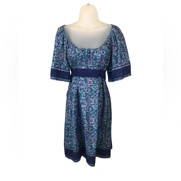 Women's Vintage Betsey Johnson Green/Blue/Pink Floral & Lace Silk Dress. Size 4. Women's Vintage Betsey Johnson Green/Blue/Pink Floral & Lace Silk Dress. Size 4.